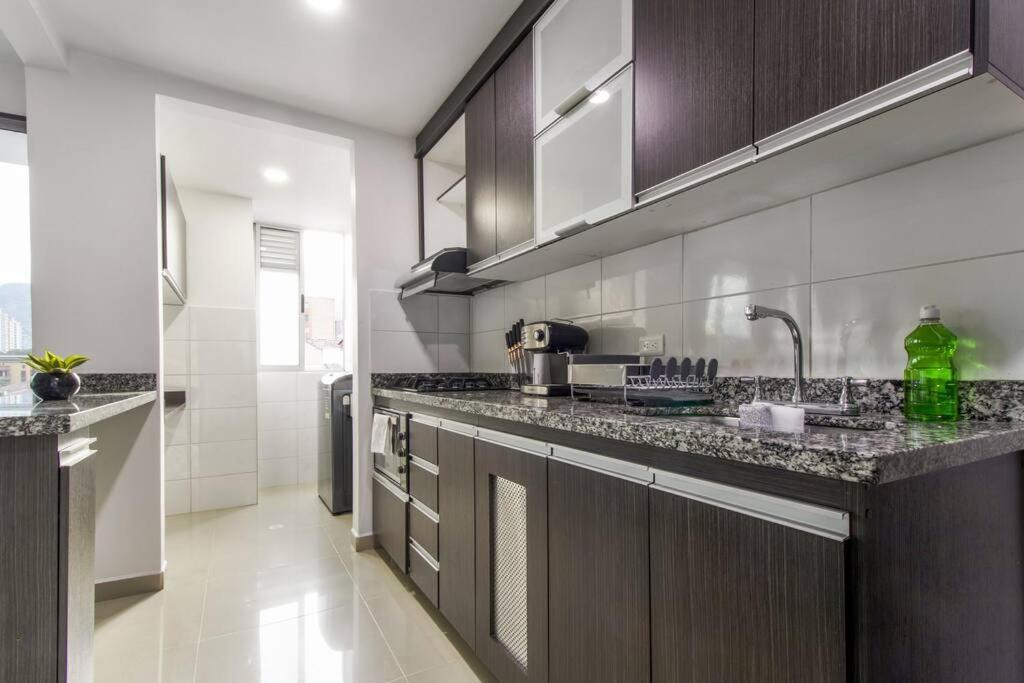 Amplio Apartamento en Calasanz - Estadio Medellín Exterior foto
